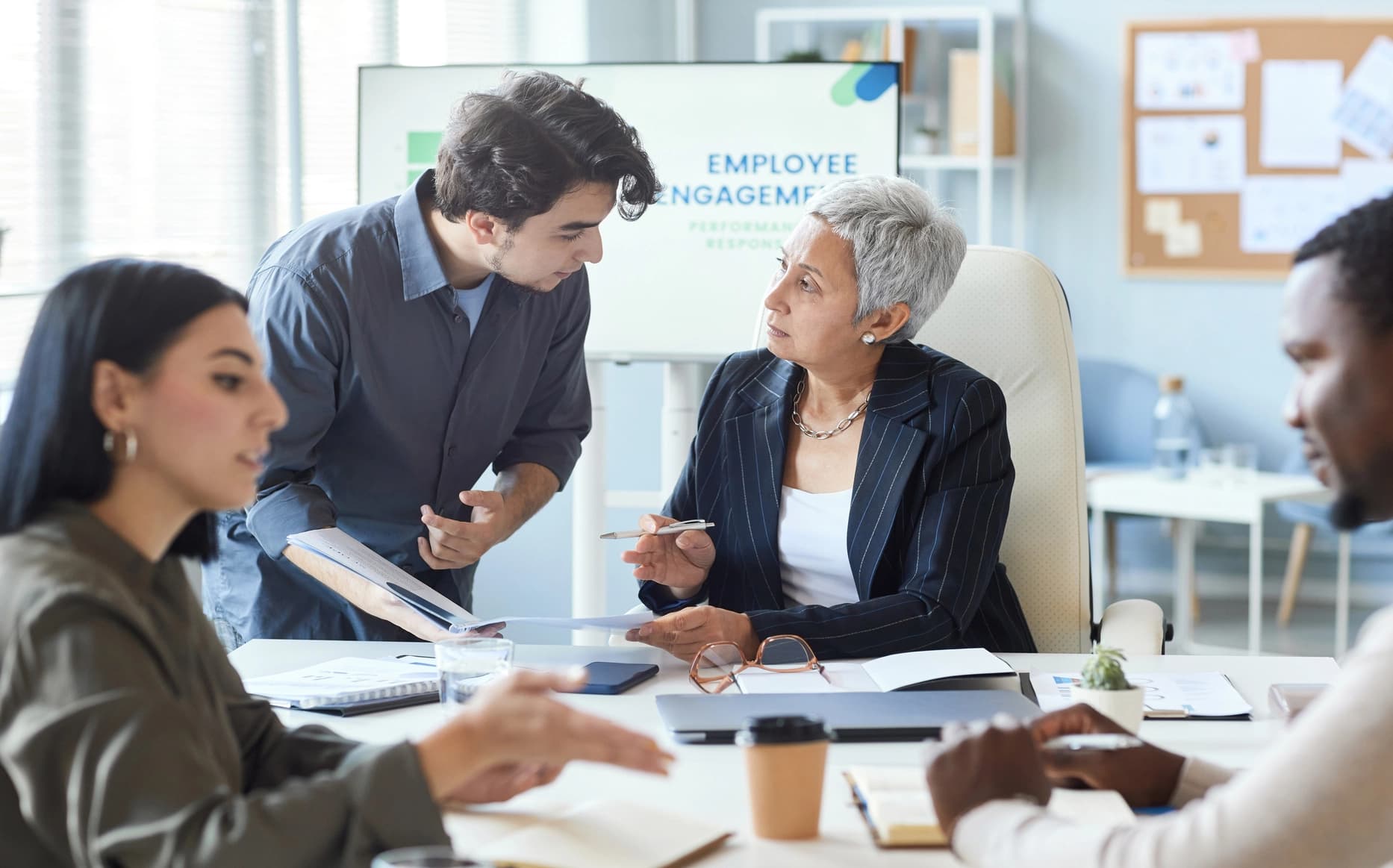 HR KPIs: Complete Guide and Examples