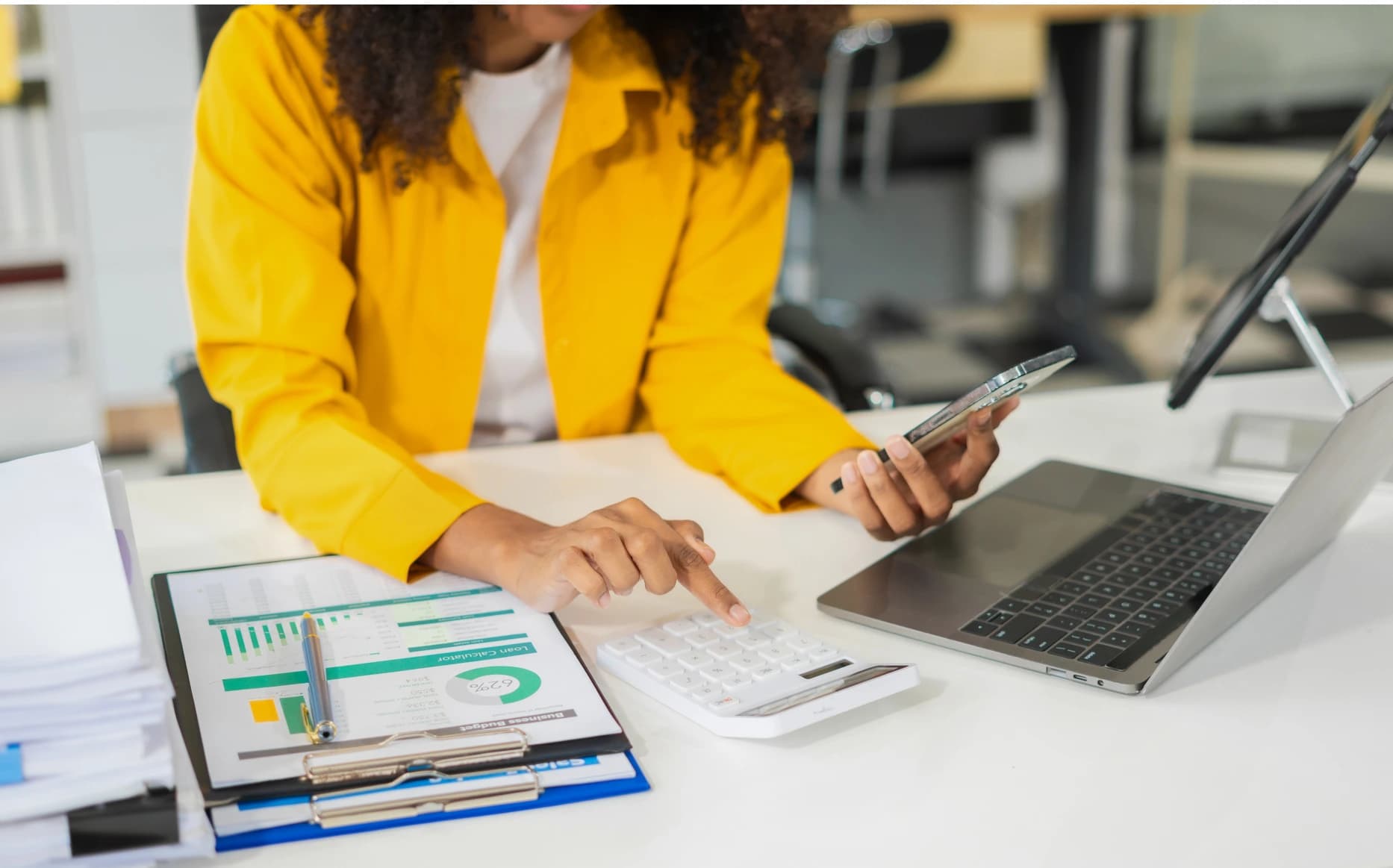 The Main Differences Between Bookkeeping and Accounting