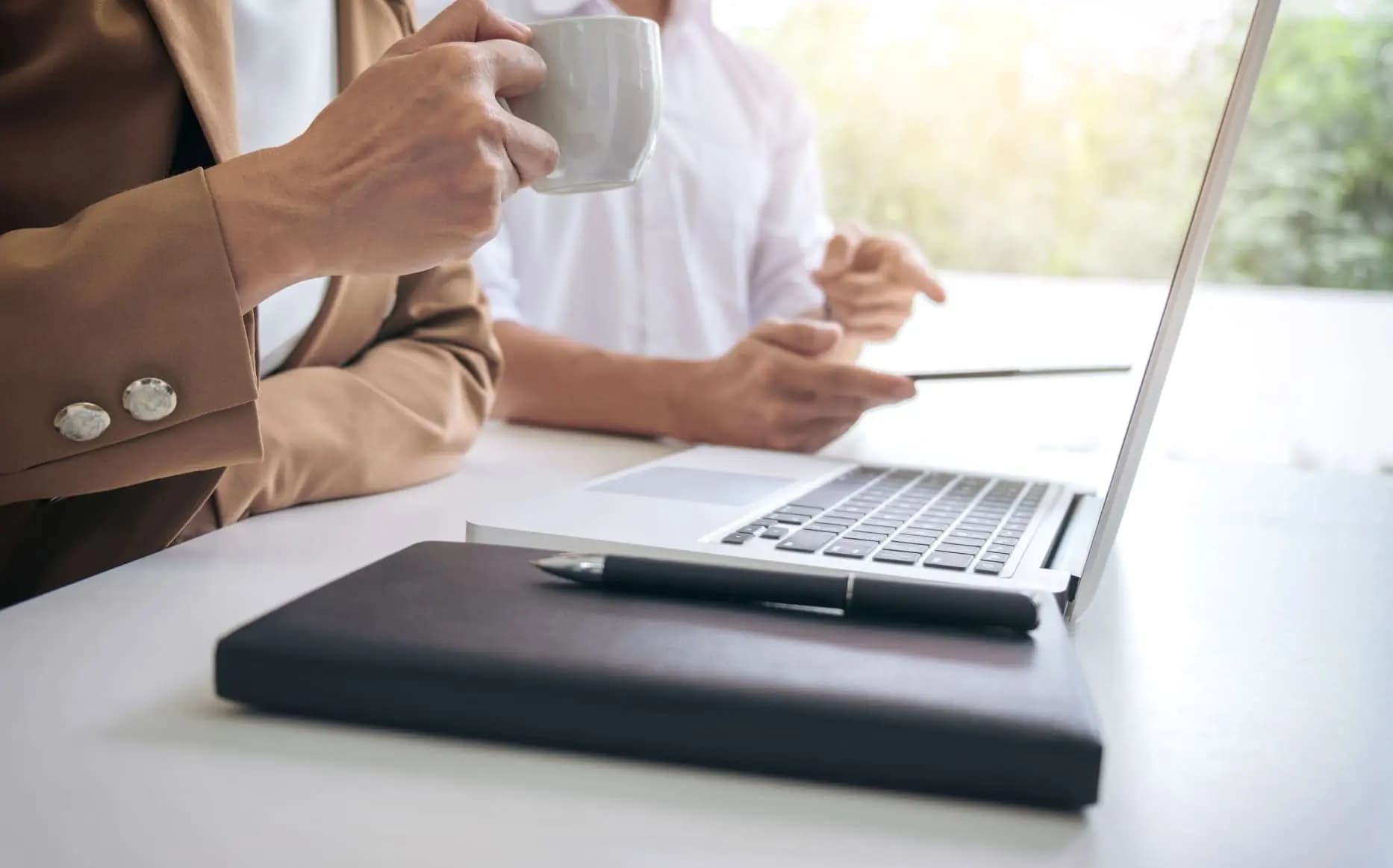 What is Offboarding? (With Definition and its Steps)