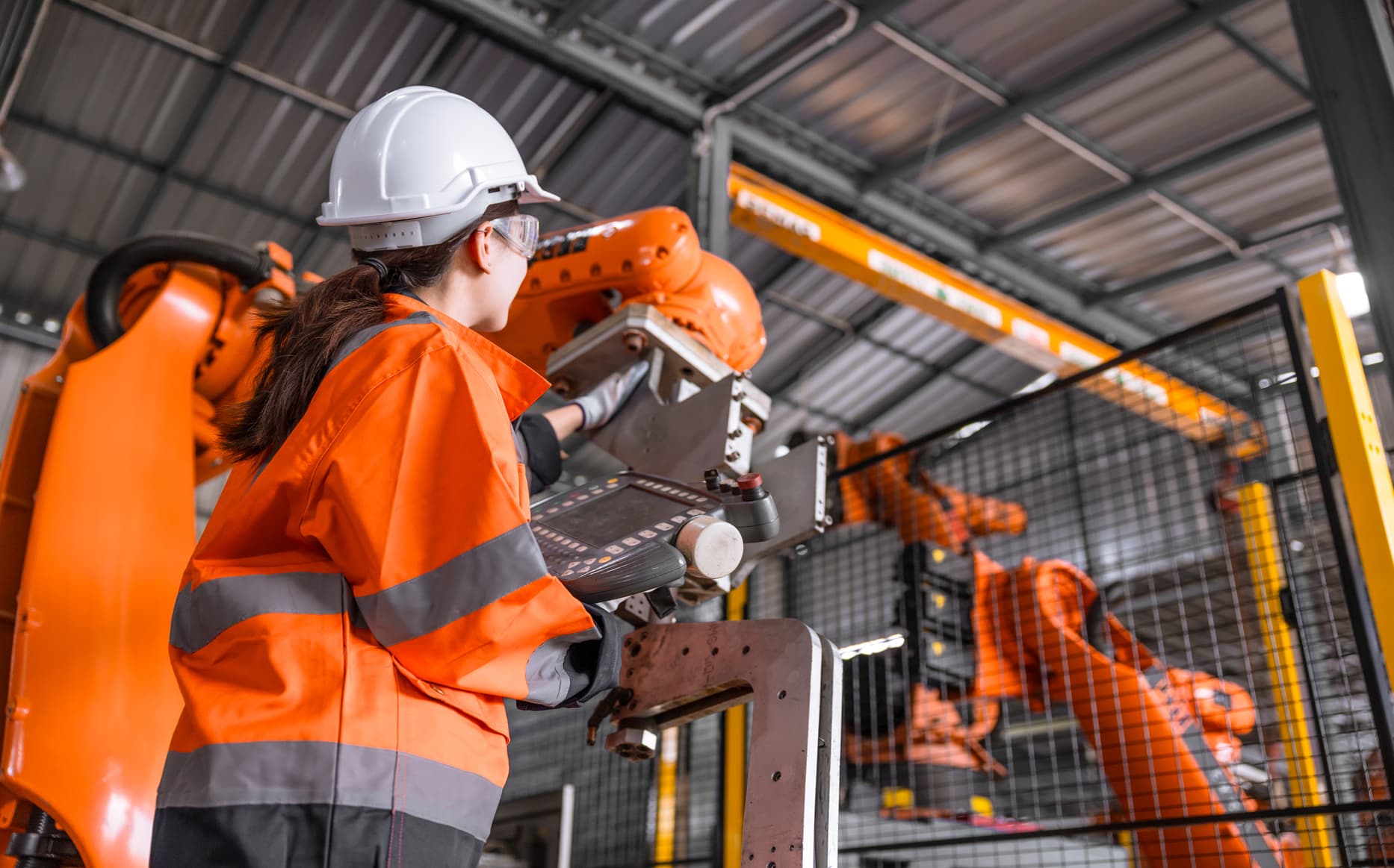 Flexible Manufacturing System: Guide & Overview