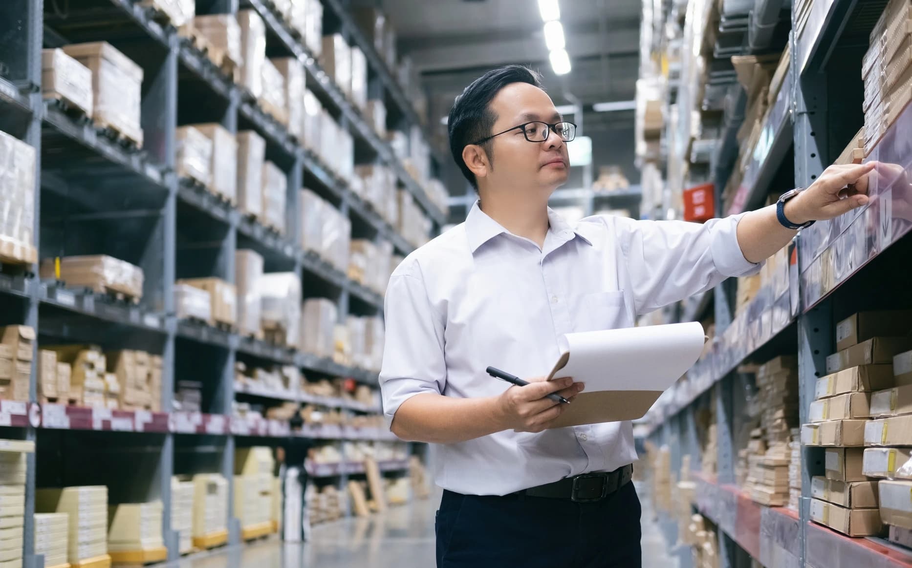 What Is an Order Management System? 5 Best OMS Software